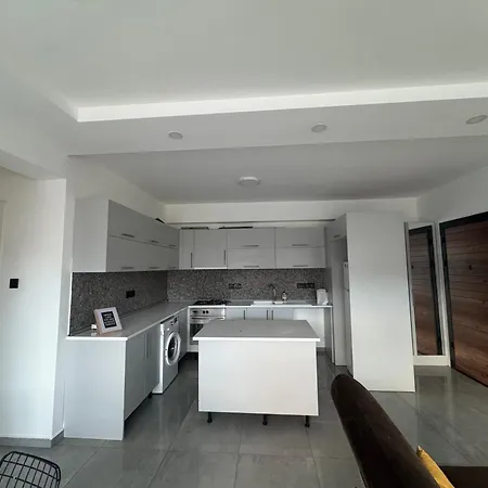 公寓 3 Bedroom Apartment In Lefkosa, Dm Gamzecelik6-Instagr For Availability 尼科西亚