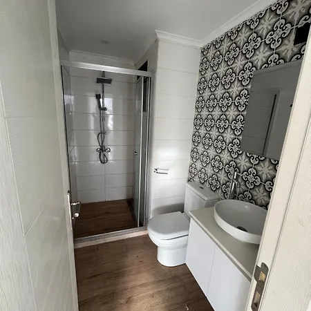 Joy Residence- 3 Bedroom With Balcony